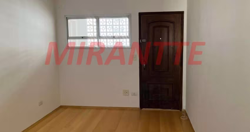 Apartamento de 52m² com 2 quartos em Chora Menino