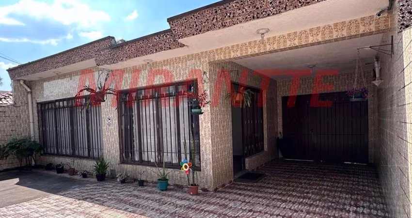 Casa terrea de 200m² com 4 quartos em Água Fria