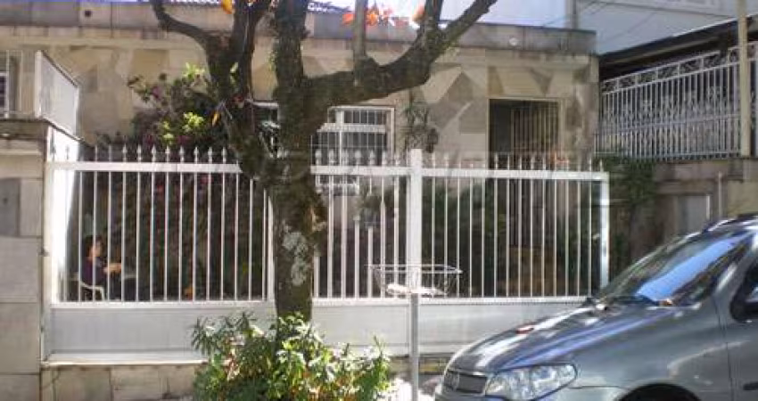 Casa terrea com 4 quartos em Água Fria