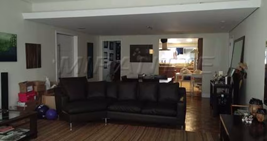 Apartamento de 210m² com 3 quartos em Higienópolis