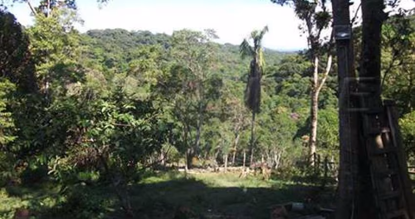 Chácara de 200m² com 3 quartos em Jardim Eliana A