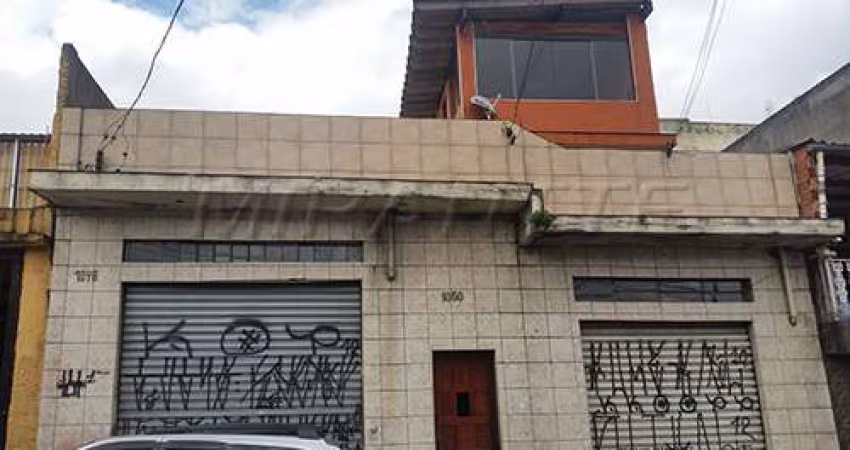 Sobrado de 240m² com 4 quartos em Casa Verde