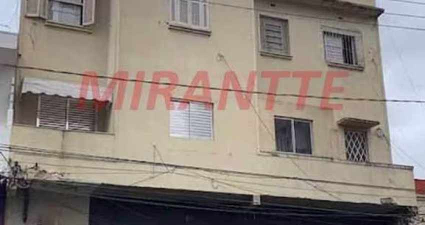 Apartamento de 50m² com 2 quartos em Santa Terezinha