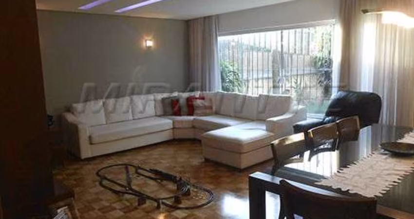 Sobrado de 204m² com 3 quartos em Vila Das Merces