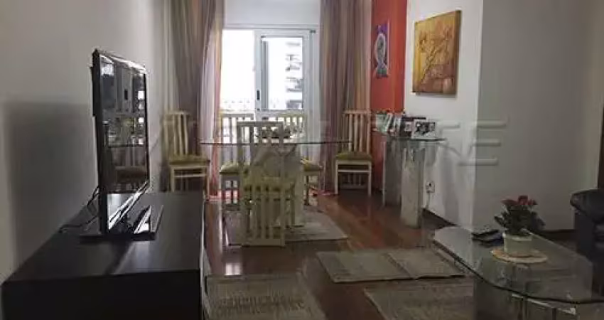 Apartamento de 110m² com 3 quartos em Água Fria