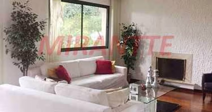 Apartamento de 227m² com 3 quartos em Vila Suzana