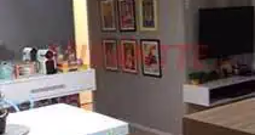 Apartamento de 52m² com 2 quartos em Pari