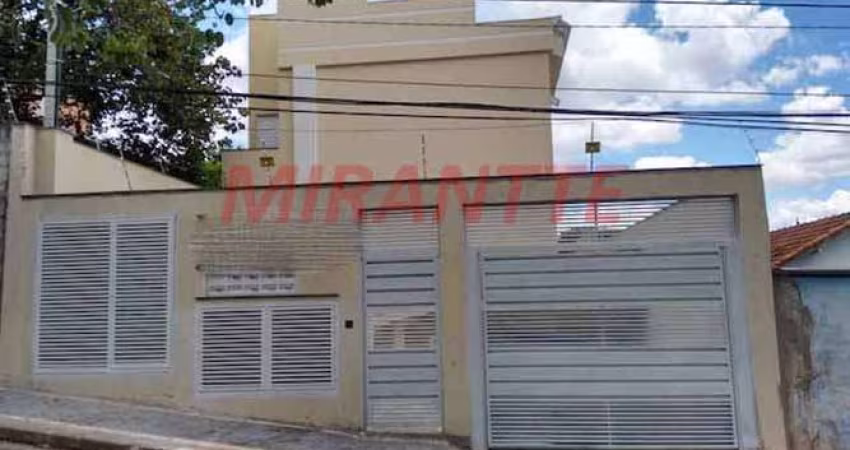 Cond. fechado com 2 quartos em Vila Ré