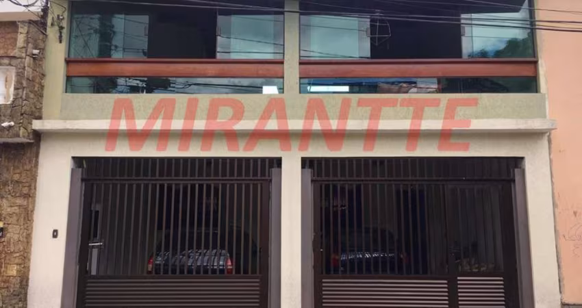 Sobrado de 240m² com 4 quartos em Limão