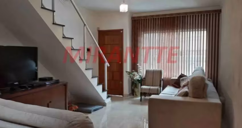 Sobrado de 190m² com 3 quartos em Vila Aurora