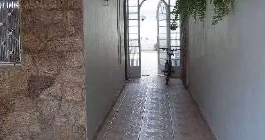 Sobrado com 3 quartos em Jardim Brasil