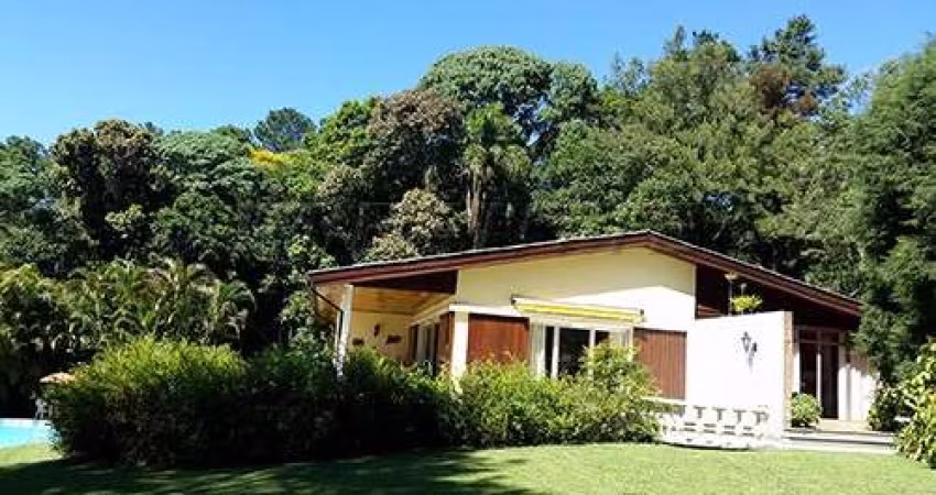 Casa terrea de 327m² com 6 quartos em Serra Da Cantareira