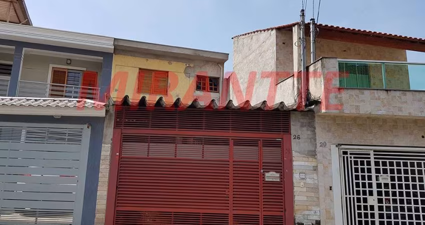 Sobrado de 168m² com 3 quartos em Água Fria