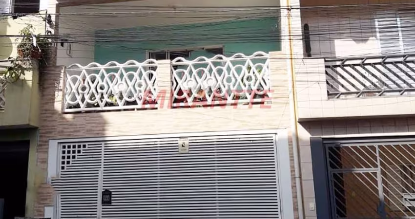 Sobrado de 240m² com 5 quartos em Tremembe