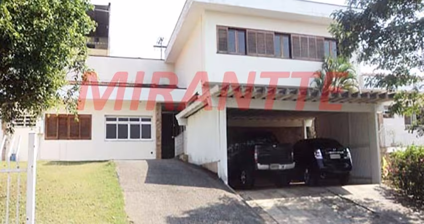Sobrado de 670m² com 6 quartos em Jardim União