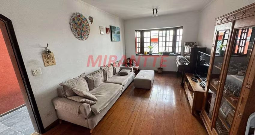 Sobrado de 230m² com 3 quartos em Tremembe
