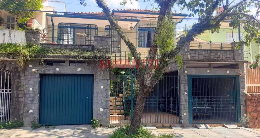 Casa terrea de 160m² com 3 quartos em Água Fria