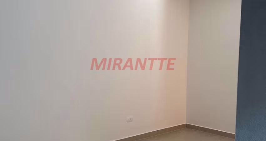 Apartamento de 30m² com 1 quartos em Água Fria