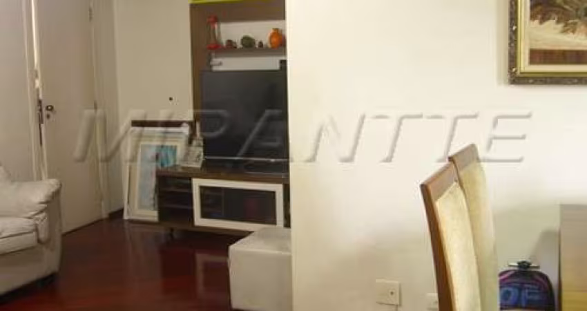 Apartamento de 120m² com 3 quartos em Água Fria