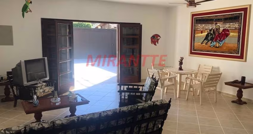 Casa terrea com 3 quartos em Maresias