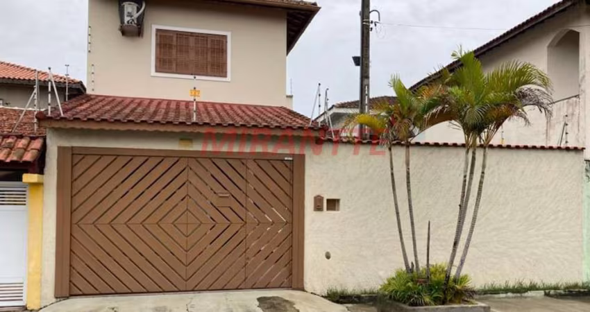 Sobrado de 110m² com 3 quartos em Jardim Corumbá