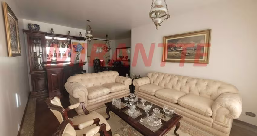 Apartamento de 125m² com 3 quartos em Água Fria