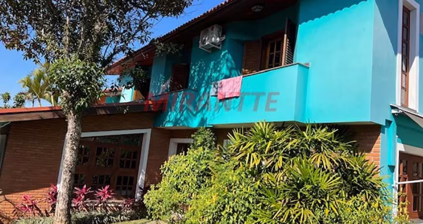 Sobrado de 570m² com 4 quartos em Jardim Virginia Bianca
