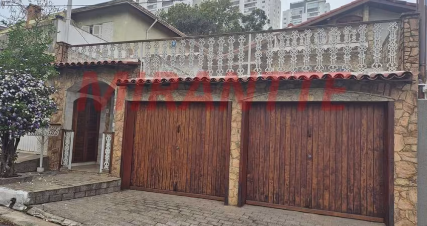Sobrado de 80m² com 3 quartos em Conjunto Residencial Santa Terezinha