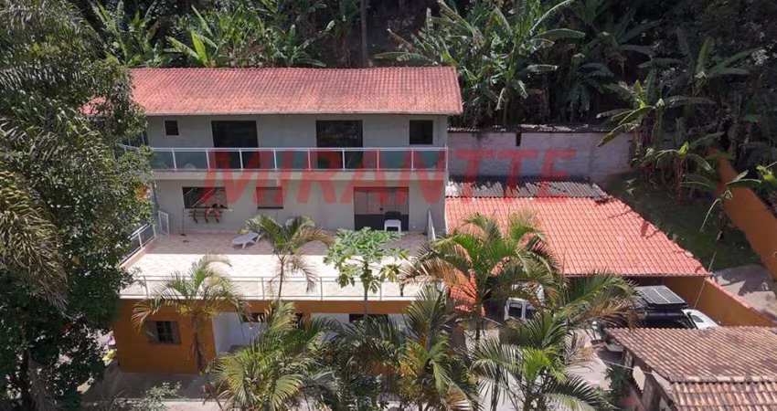 Chácara de 401.35m² com 2 quartos em Luiz Fagundes