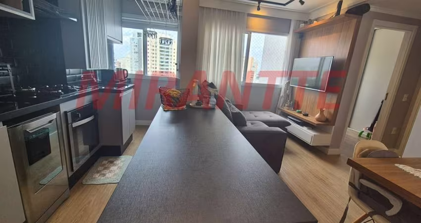 Apartamento de 42m² com 2 quartos em Santa Teresinha