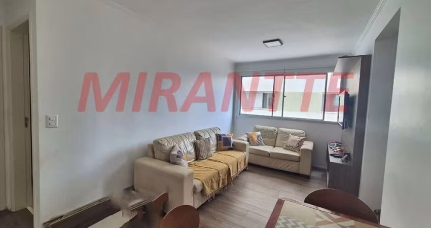 Apartamento de 57m² com 2 quartos em Santa Teresinha