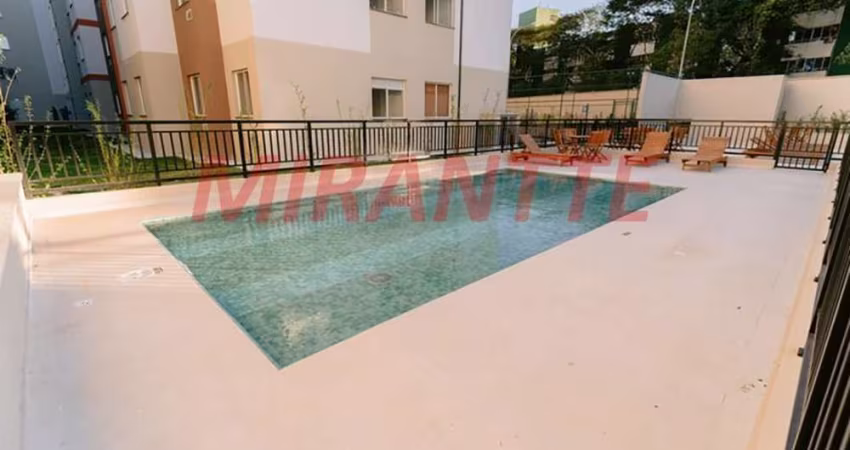 Apartamento de 42m² com 2 quartos em Canindé