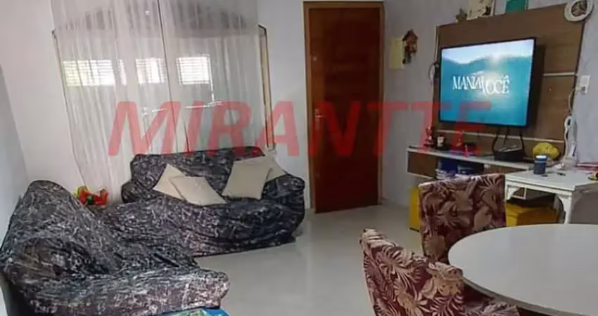 Sobrado de 120m² com 2 quartos em Jardim Tremebé
