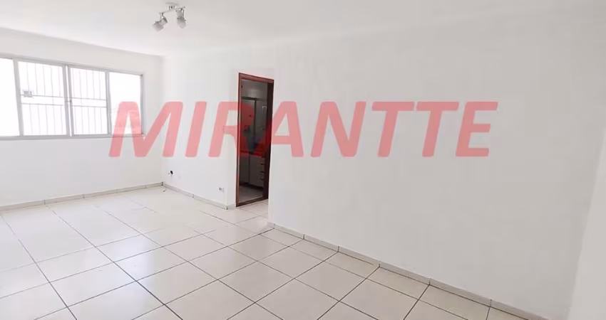 Apartamento de 94m² com 2 quartos em Água Fria