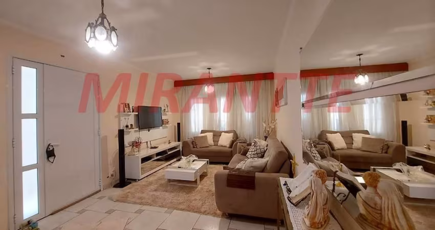 Sobrado de 190m² com 3 quartos em Imirim