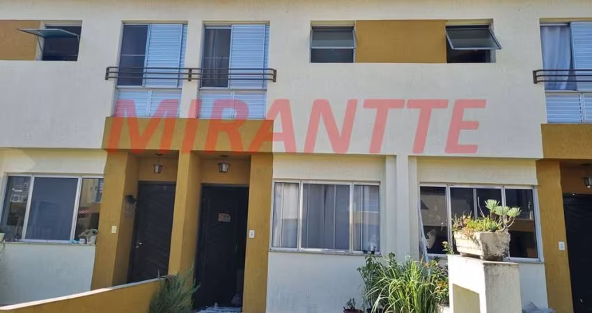 Cond. fechado de 80m² com 2 quartos em Jardim Flor do Campo