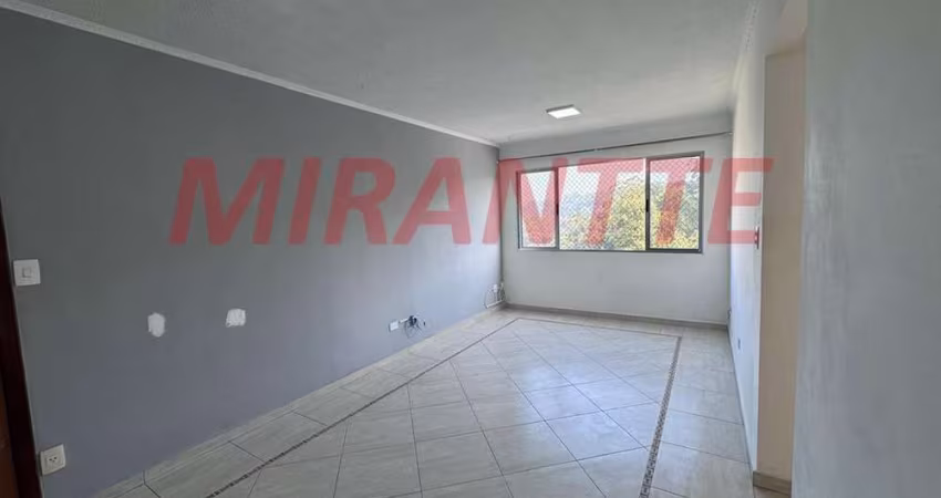 Apartamento de 60m² com 2 quartos em Barro Branco (Zona Norte)
