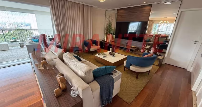Apartamento de 264m² com 4 quartos em Santa Teresinha