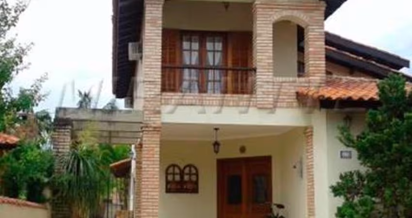Sobrado de 188m² com 3 quartos em CENTRO