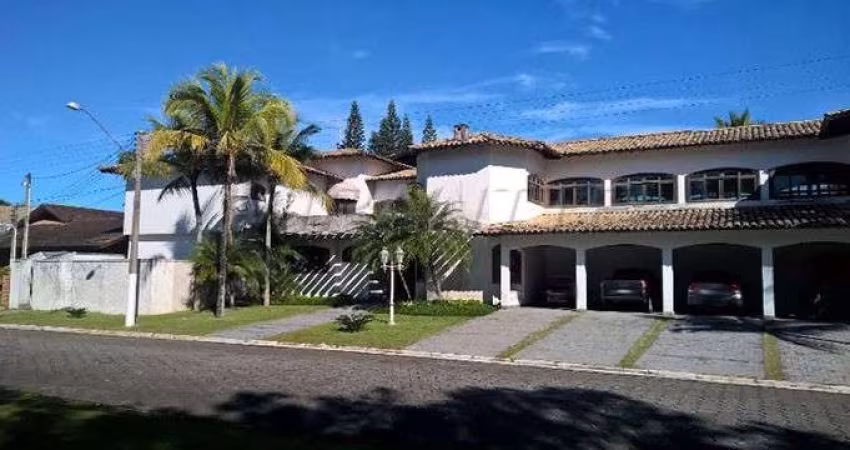Cond. fechado de 1200m² com 4 quartos em ENSEADA