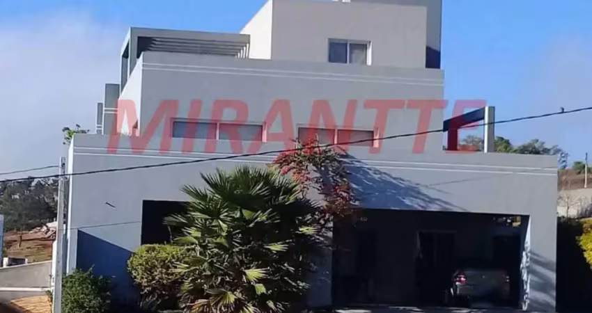 Sobrado de 493m² com 4 quartos em jardim paraíso do tanque