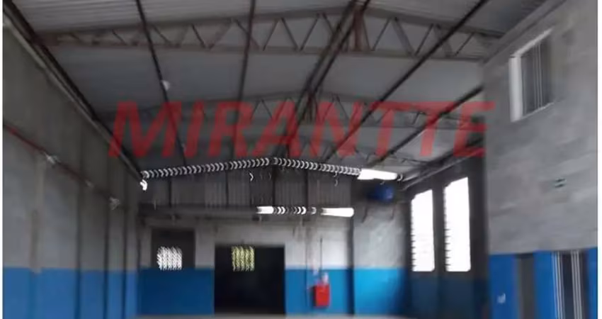 Casa comercial à venda na Rua Gino Parenti, Guapira, São Paulo