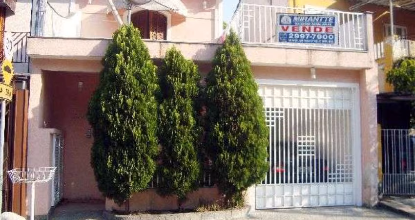 Sobrado com 3 quartos em Jardim Kherlakian