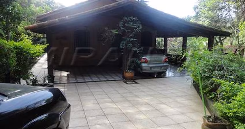 Casa terrea de 380m² com 3 quartos em Serra Da Cantareira