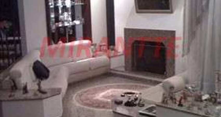 Sobrado de 500m² com 3 quartos em Jardim Guapíra