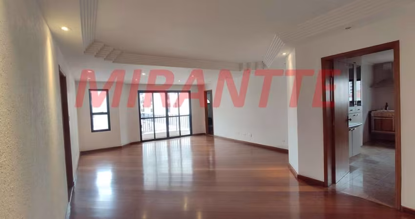 Apartamento de 147m² com 3 quartos em Água Fria