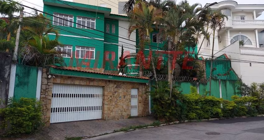 Sobrado de 294m² com 6 quartos em Jardim Guapíra