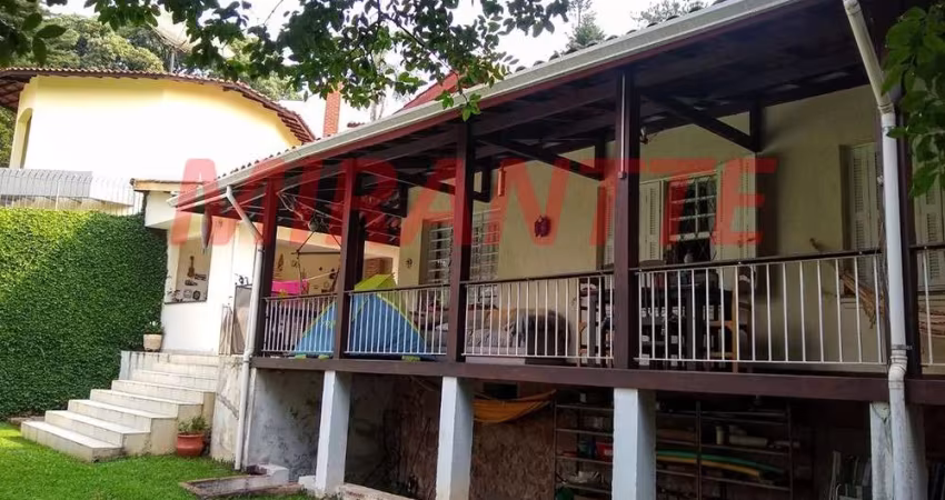 Sobrado de 550m² com 6 quartos em Jardim Floresta