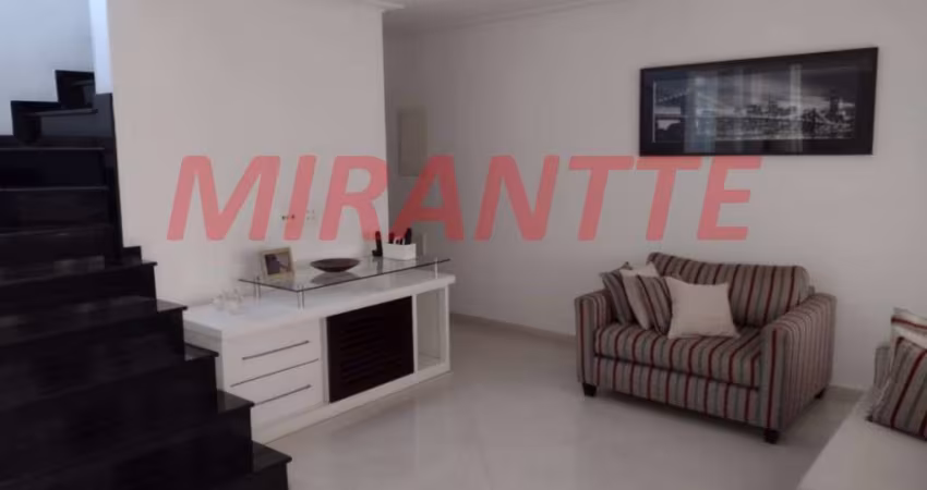 Sobrado de 197m² com 3 quartos em Santana