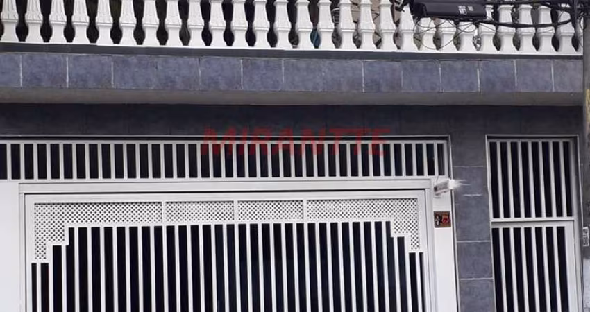 Sobrado de 266m² com 4 quartos em Vila Amalia